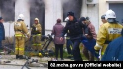 Работа пожарных, иллюстрационное фото