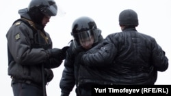 В аппарат уполномоченного по правам человека в Северной Осетии в текущем году поступило более 400 жалоб граждан на противоправные действия со стороны сотрудников правоохранительных органов