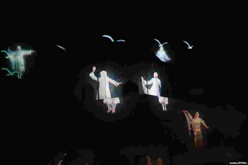 Кара Пулатта яндырылган Болгар кызларының рухлары һәм Кара Пулат өстендәге акчарлаклар