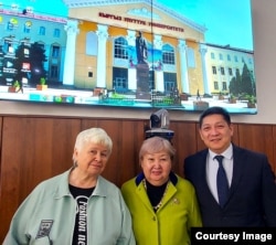 Элвира Маречек, Каана Айдаркул жана Туратбек Сырдыбаев, 2025-жыл