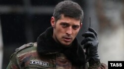 Бойовик угруповання «ДНР» Михайло Толстих («Гіві») біля Донецького аеропорту, 4 березня 2015 року