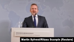 اندرس ساموئلسن، وزیر خارجه دانمارک