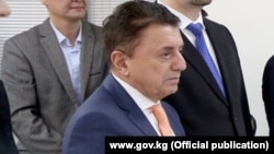 Генрих Балян Венгриянын Кыргызстандагы элчилигинин ачылышында. 2020-жылдын февраль айы.