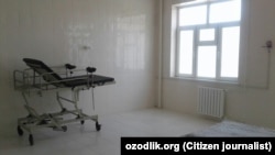 Согласно международному и местному законодательству, врачи обязаны хранить врачебную тайну о состоянии здоровья и болезни пациента. 