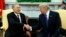 Нұрсұлтан Назарбаев (сол жақта) пен Дональд Трамп. Вашингтон, 16 қаңтар 2018 жыл.