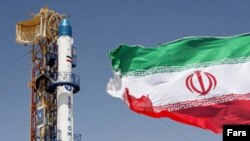 نمایی از موشک ماهواره بر «سفیر امید» که روز یکشنبه به فضا پرتاب شد.(عکس: فارس)