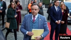 «Навіть під час Другої світової війни такого не робили. Тож це не дрібниця», – зауважив Барт де Вевер