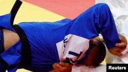 Акс аз бойгонии Радиои Озодӣ