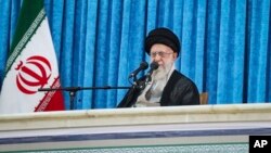 علی خامنه‌ای مدعی شد که «غنی‌سازی اورانیوم کلید مسئله هسته‌ای است، دشمنان هم روی غنی‌سازی دست گذاشته‌اند»