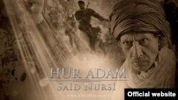 "Хөр адәм: Бәдиүззаман Сәид Нурси" фильмы постеры