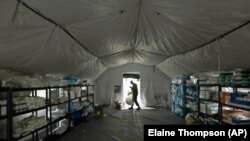 Одне з приміщень мобільного госпіталю у США