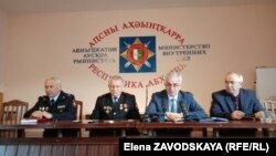 Презентация нового руководителя МВД началась речью президента, в которой он сначала пожурил журналистов, а потом и общество