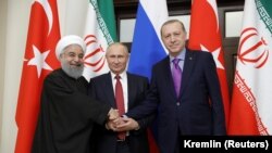 حسن روحانی، رجب طیب اردوغان و ولادیمیر پوتین رئیسان جمهوری ایران، ترکیه و روسیه، روز چهارشنبه یکم آذر در نشست سه‌جانبه‌ سوچی