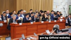 Члены правительства в парламенте. 29 ноября 2018 года.