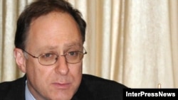 Заместитель главы Пентагона по вопросам международной безопасности Александр Вершбоу 