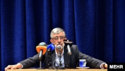 غلامعلی حدادعادل، از نامزدهای ائتلاف سه‌گانه «پیشرفت» بود.