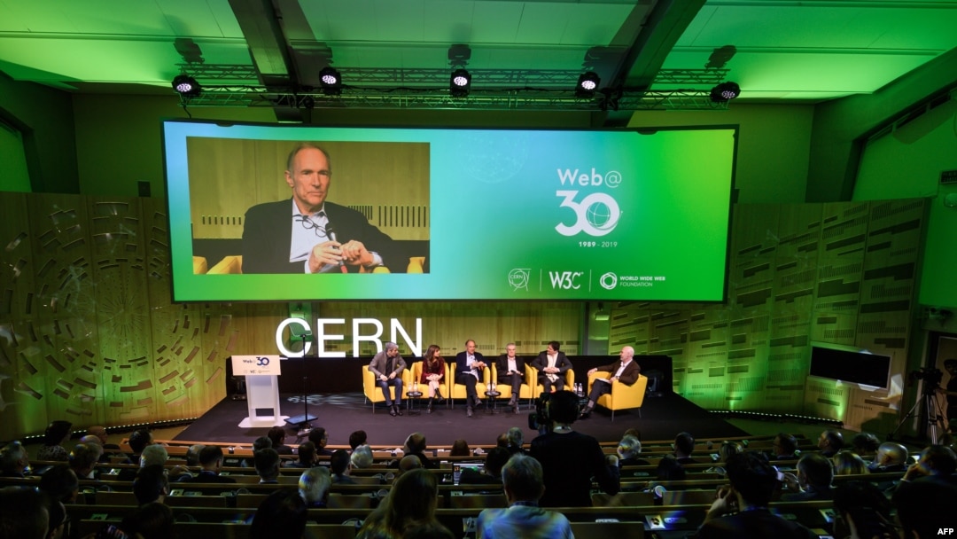 Tim Berners-Li na obeležavanju 30. godišnjice postojanja svetske mreže u CERN-u, 12. mart 2019.