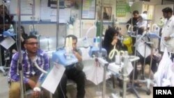 شماری از بیماران خوزستانی به دلیل مشکل تنفسی، در بخش مراقبت‌های ویژه بستری شده اند.