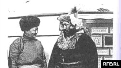 Слева - глава правительства Монголии Чойболсан, справа - Оспан батыр. 