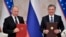 Президент России Владимир Путин и президент Узбекистана Шавкат Мирзияев. 