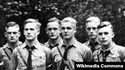 (архівна фотографія) Молоді люди, члени Гітлерюґенд у Німеччині