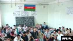 Tələbələrin iyunun 1-dən başlanmış aclıq aksiyası davam edir