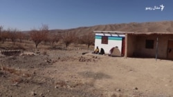 ښځه او مېړه له کراچۍ د چین تر پولې ګډ پلی مزل کوي