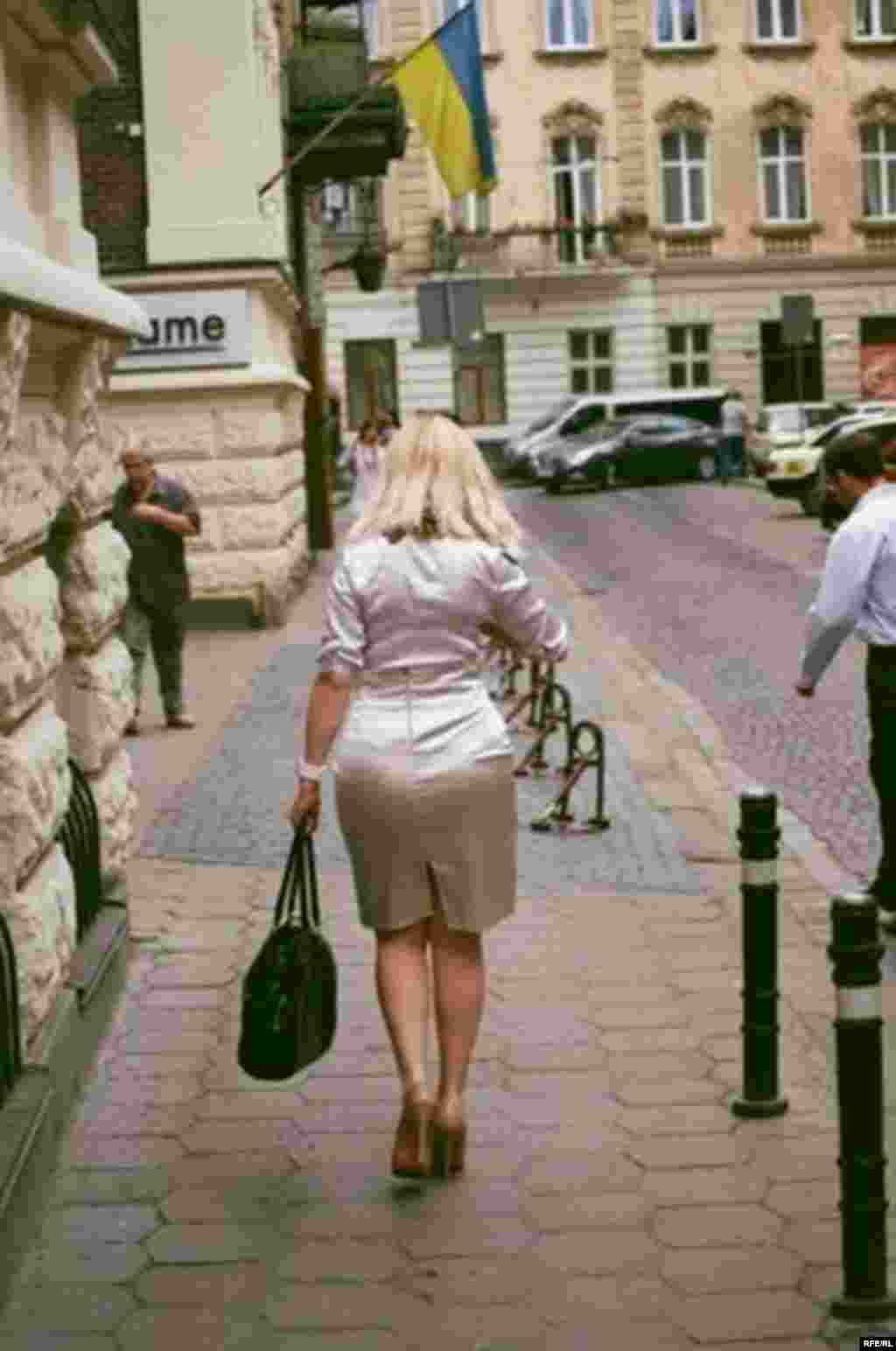 Львів: рукола, банки і жебраки... #7