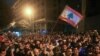 تظاهرات در لبنان در اعتراض به وضع مالیات جدید ادامه دارد