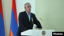 Еврейский ученый Яир Орон во время вручения ему премии президента Армении, Ереван, 26 мая 2014 г. 