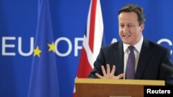 دیوید کامرون، نخست وزیر بریتانیا، در نشست روز جمعه سران اتحادیه اروپا- بروکسل