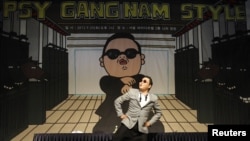 Psy в Сеуле, 25 сентября 2012