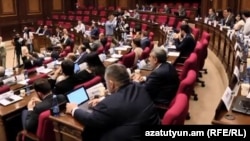 Заседание парламента Армении, Ереван, 19 ноября 2019 г.