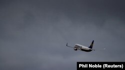 Ryanair компаниясынын учагы. Иллюстрациялык сүрөт.