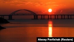 Як пояснили в МЗС Польщі, дозвіл російському судну увійти в територіальні води «суперечив би політиці поваги до територіальної цілісності України та невизнання анексії Криму»