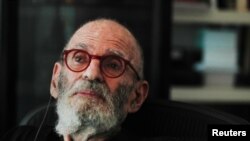 Лары Крамэр