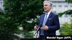 У відповідь на питання каналу Fox News про те, що планує Трамп відмовитися від «Нового Старту», Роберт О’Браєн (на фото) відповів негативно