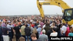 Протестчылар техниканы туктата