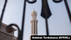 Одна из мечетей в Бишкеке. 