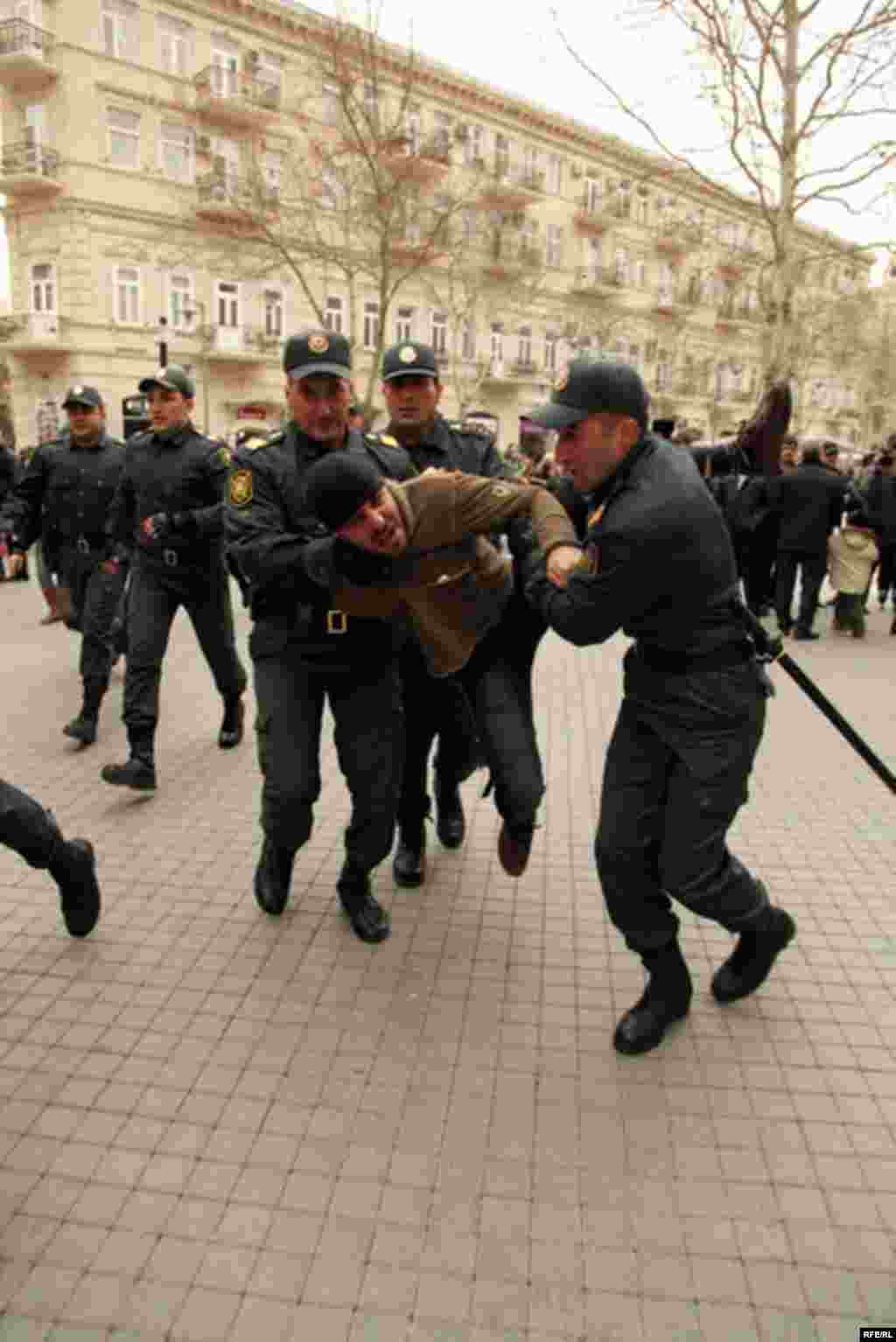 İctimai palatanın 2 aprel aksiyası #3