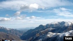 هزینه ساختن خط لوله صلح حدود هفت میلیارد و 400 میلیون دلار تخمین زده شده است.