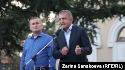 Президент Анатолий Бибилов и председатель парламента Алан Тадтаев