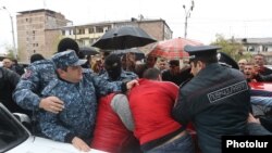 Девятый день антиправительственных демонстраций в Армении. Ереван, 21 апреля 2018 г. 