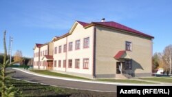 Грант откан Актаныштагы татар гимназиясе