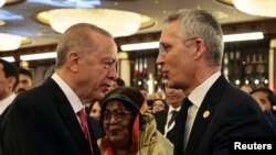 Յենս Ստոլտենբերգը շնորհավորում է Ռեջեփ Թայիփ Էրդողանին ինագուրացիայի օրը, Անկարա, 3 հունիսի, 2023թ.