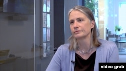 Фіона Гілл, старша наукова співробітниця Інституту Брукінгса, колишня радниця Трампа, розмовляє з Радіо Свобода у Вашингтоні