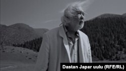 Марат Алышпаев "Акыркы көч" тасмасында Кубат Алиевдин ролунда.