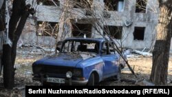 Пошкоджений російськими обстрілами житловий будинок у Добропіллі, Донецька область, серпень 2025 року