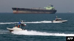 نمایی از قایق‌های تندرو سپاه پاسداران در خلیج فارس.