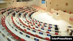 Повальная миграция депутатов от "Нацдвижения" начнется совсем скоро, считают политологи